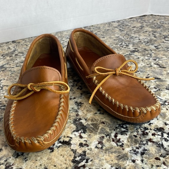 Minnetonka Men's Essential Driver  Moccasin Chestnut 7 - Picture 3 of 10